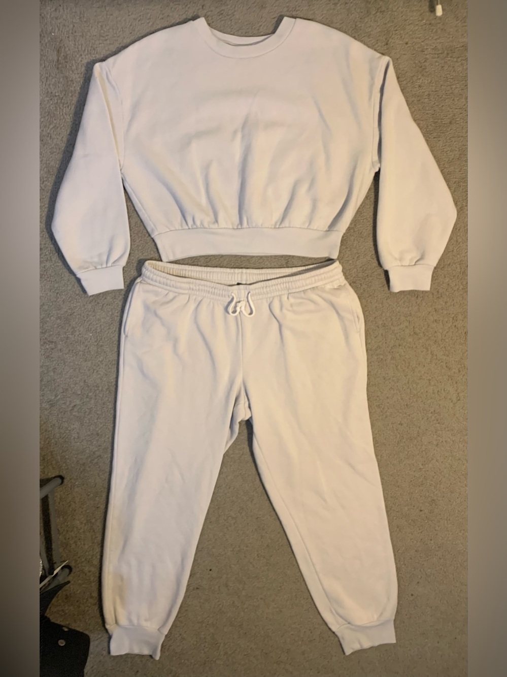 Cropped White Crewneck Sweatset
